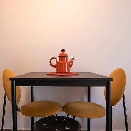 Parrot Palazzo * Nea Kallikrateia